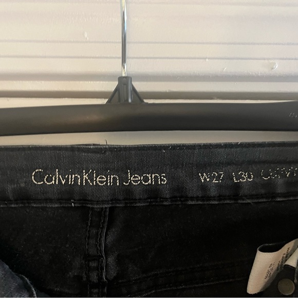 Vintage Calvin Kline jeans - Picture 2 of 3